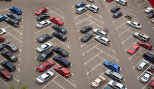 Lei paranaense sobre cobrança em estacionamentos é inconstitucional